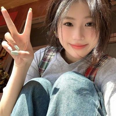 春泥溅花红